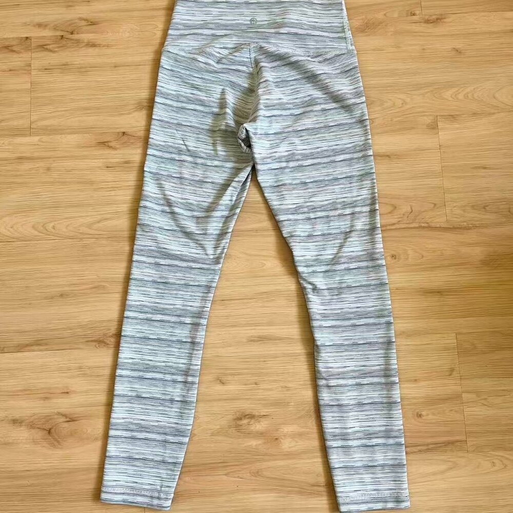 Lululemon High Times Pant-Cyber Stripe White Silver Fox Size 6